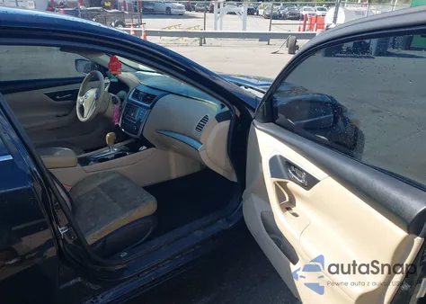 2016 Nissan Altima 2.5/2.5 S/2.5 Sl/2.5 Sr/2.5 Sv z USA, uszkodzony, nr VIN 1N4AL3AP2GC235488